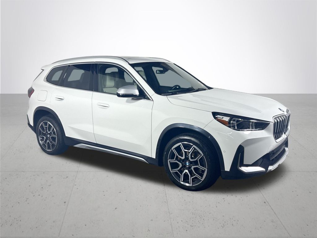 2023 Bmw X1 XDrive28i photo 3