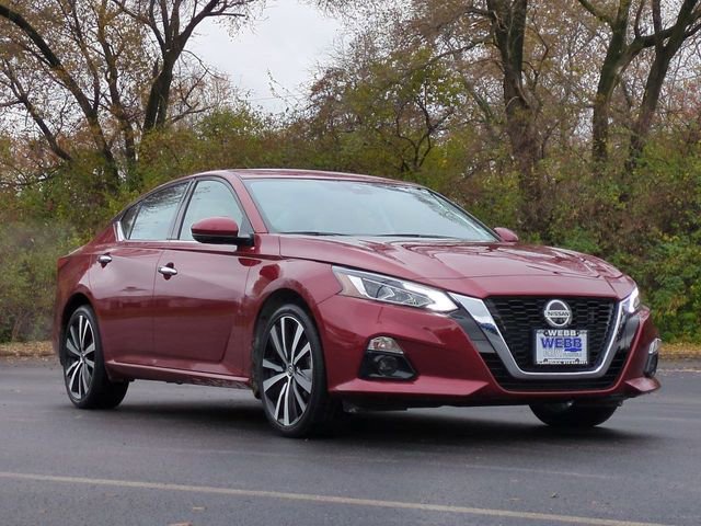 2021 Nissan Altima 2.5 Platinum photo 2