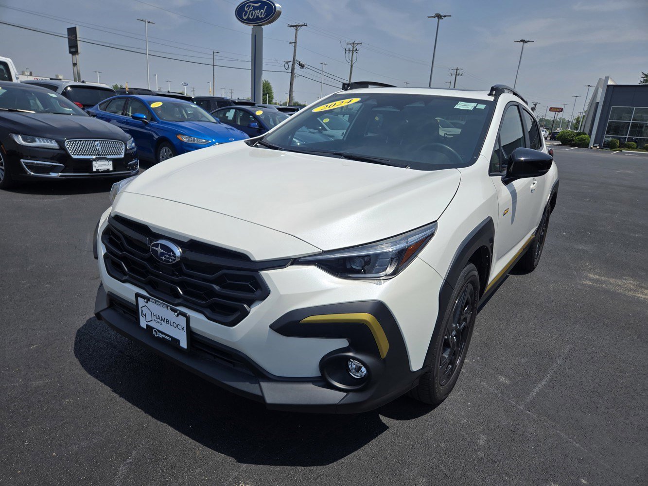 2024 Subaru Crosstrek Sport photo 2