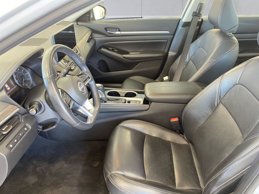 2024 Nissan Altima 2.5 SL photo 7
