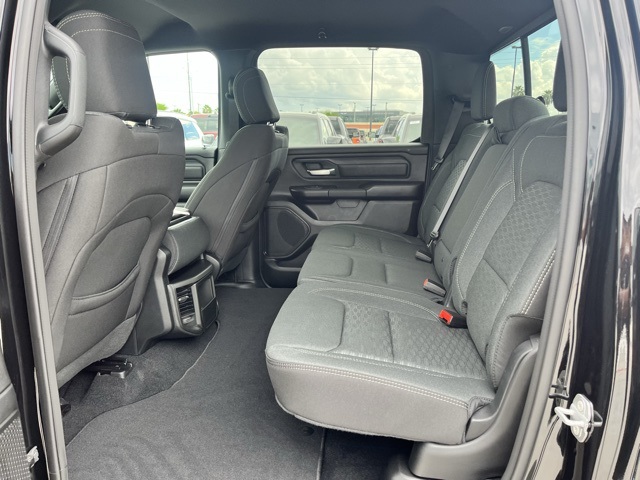 2025 Ram 1500 Tradesman photo 18