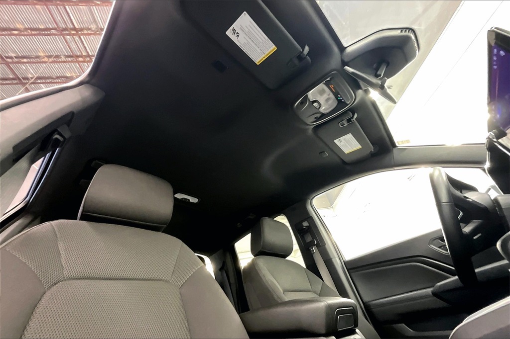 2024 Chevrolet Colorado LT photo 27
