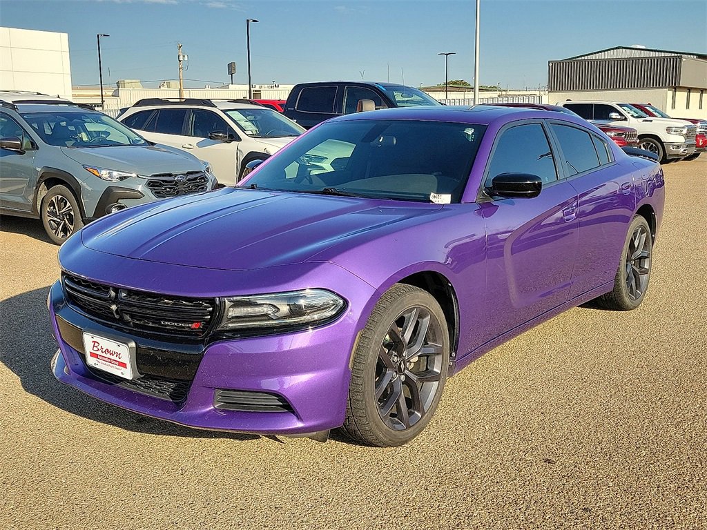 2019 Dodge Charger SXT photo 4