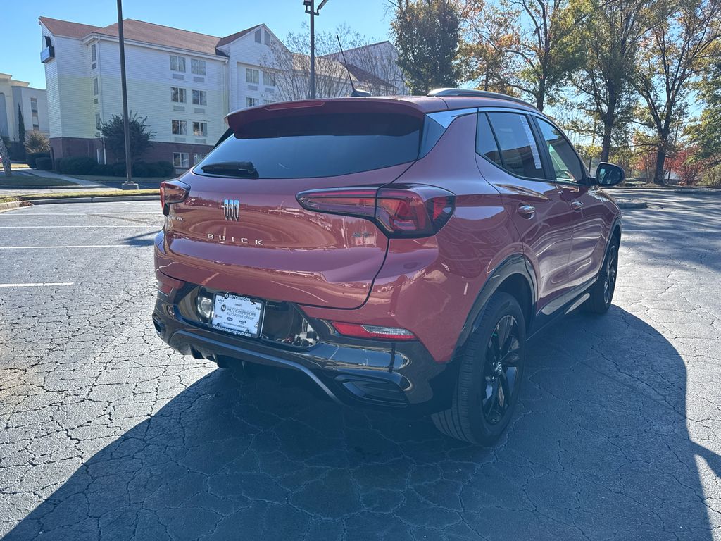 2024 Buick Encore GX Sport Touring photo 3