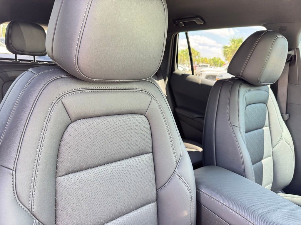 2026 Chevrolet Equinox LT photo 22