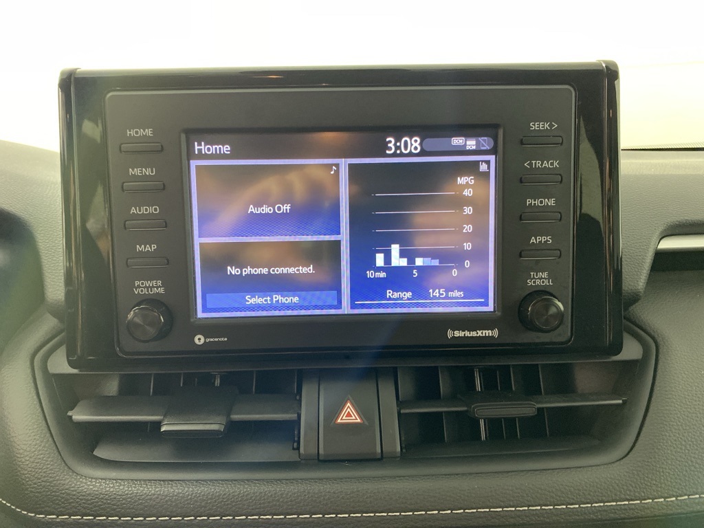 2021 Toyota RAV4 LE photo 4