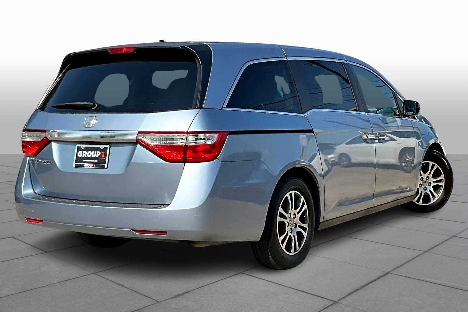 2012 Honda Odyssey EX-L photo 11