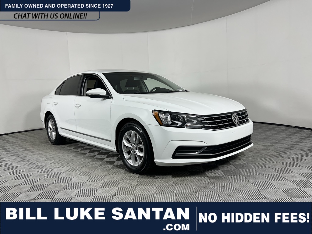 2017 Volkswagen Passat S's photo