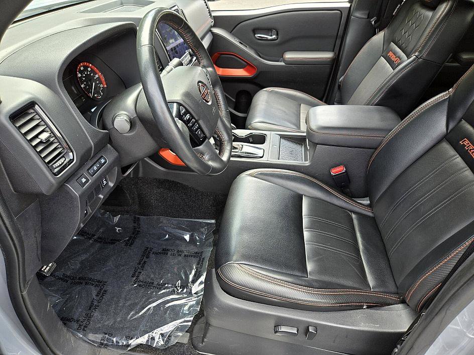 2023 Nissan Frontier PRO-4X photo 9