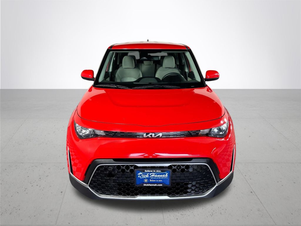 2023 Kia Soul LX photo 3