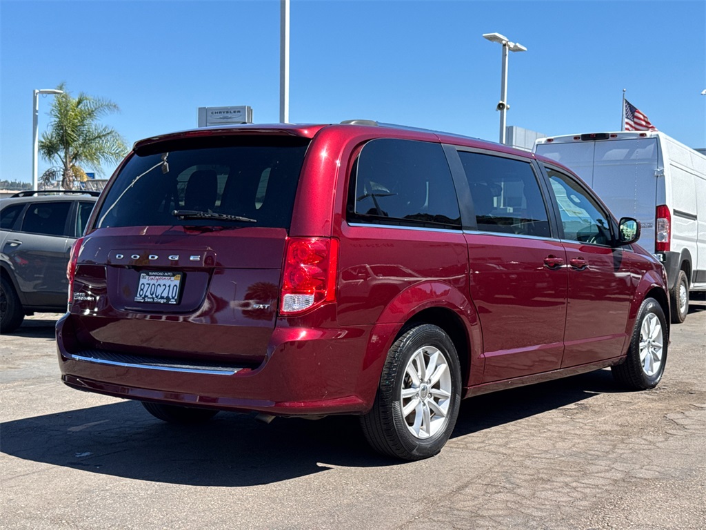 2020 Dodge Grand Caravan SXT photo 8