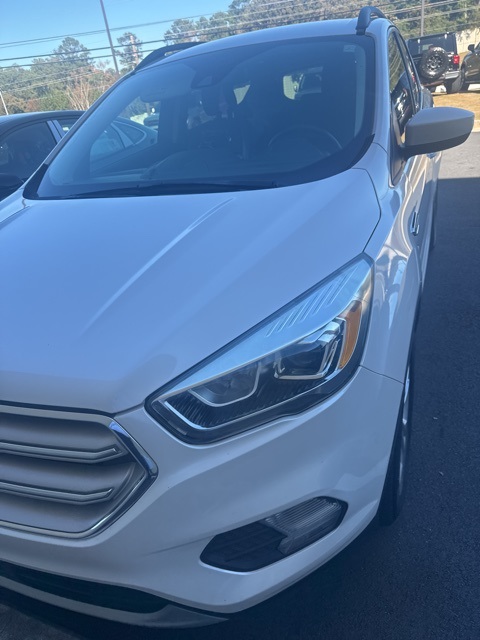 2019 Ford Escape SEL's photo