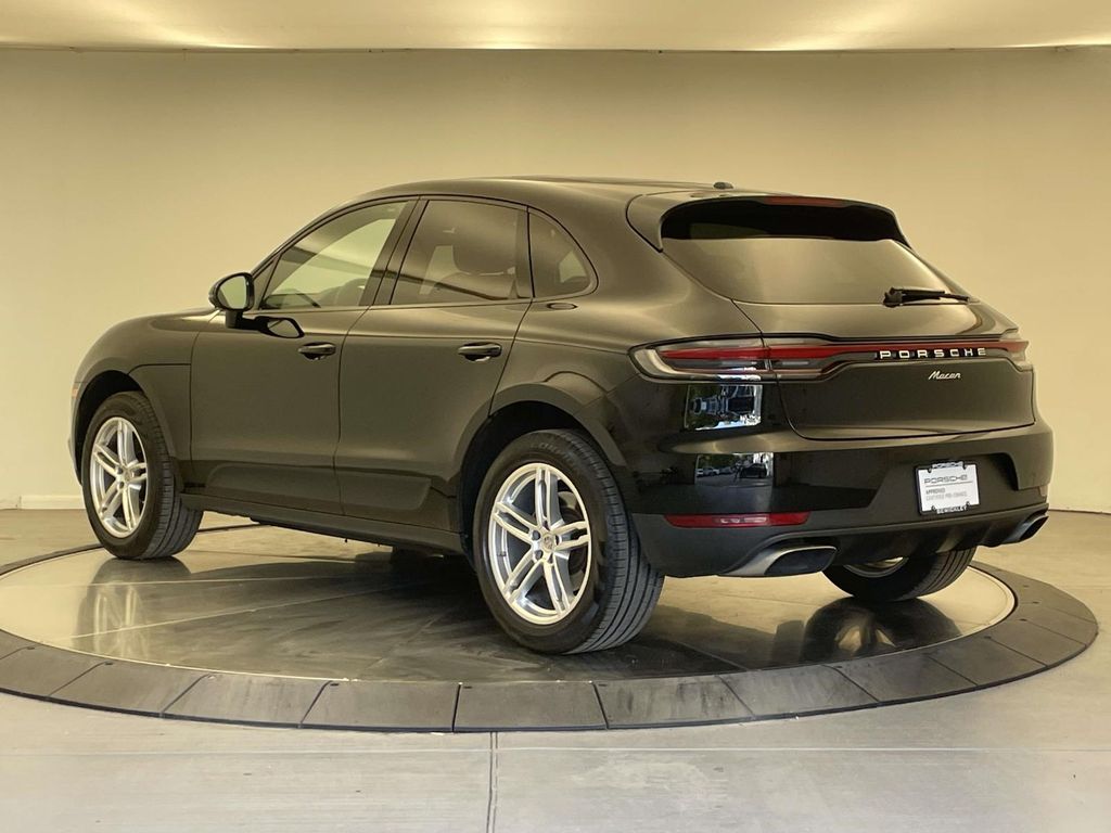 2020 Porsche Macan Base photo 3