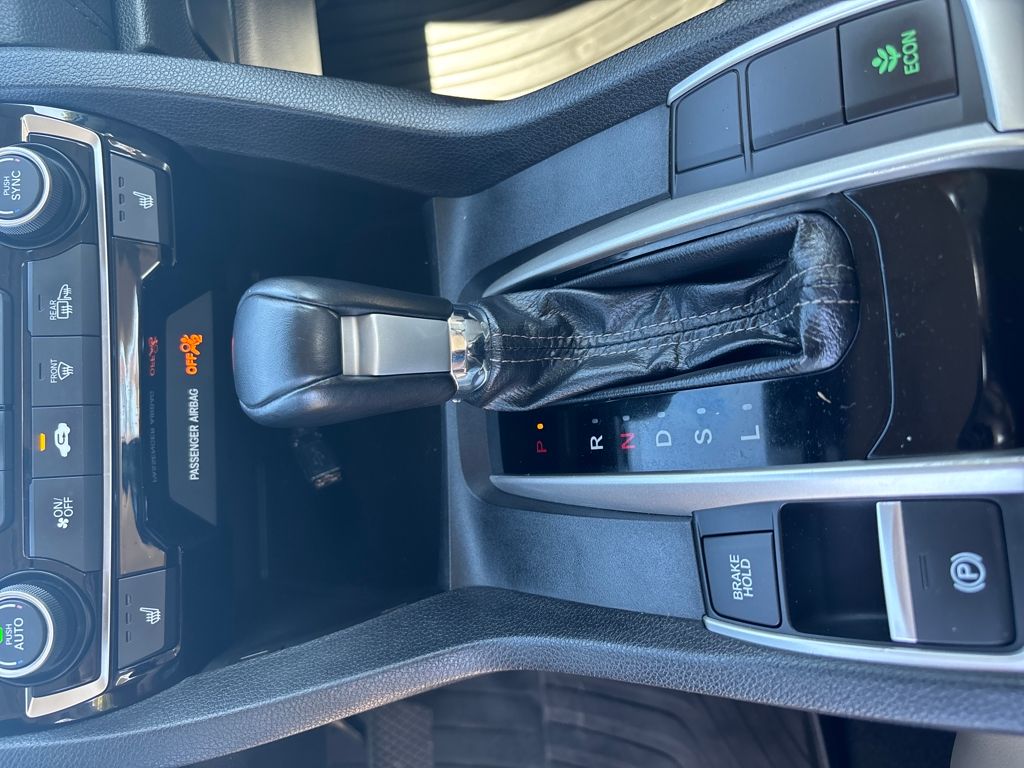 2021 Honda Civic EX-L photo 17