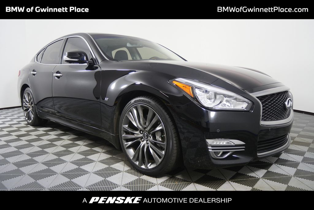 2018 INFINITI Q70 LUXE's photo