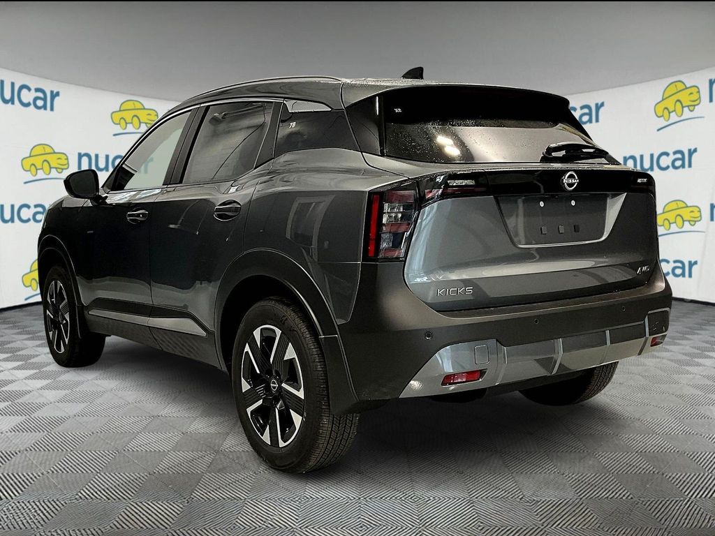 2026 Nissan Kicks SV photo 3