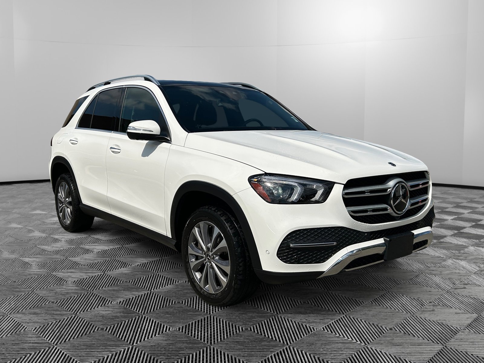 2022 Mercedes-Benz GLE GLE350's photo
