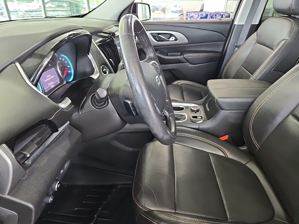2021 Chevrolet Traverse RS photo 18