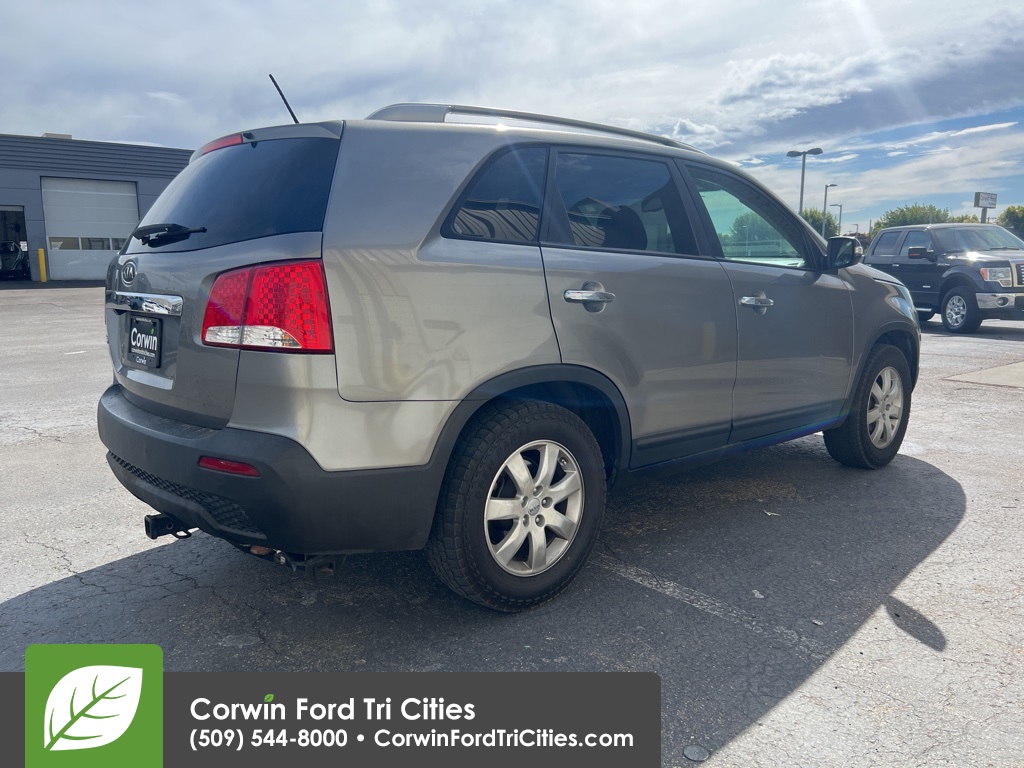 2013 Kia Sorento LX photo 5