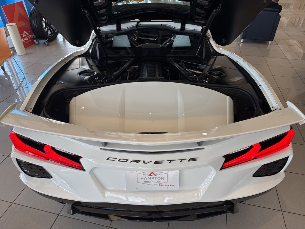 2026 Chevrolet Corvette Stingray 2LT photo 6