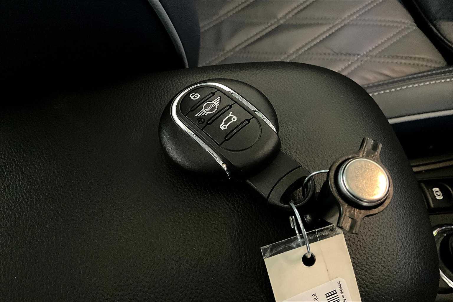 2023 Mini Countryman S photo 11