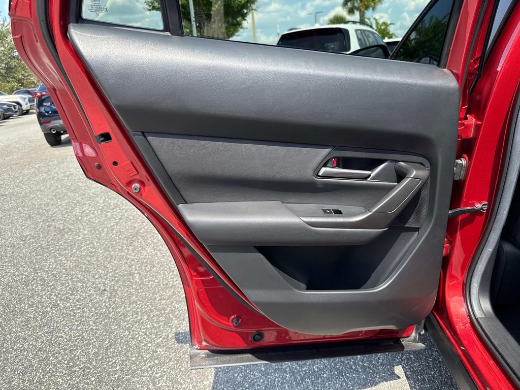 2024 Mazda CX-50 2.5 S Premium photo 11