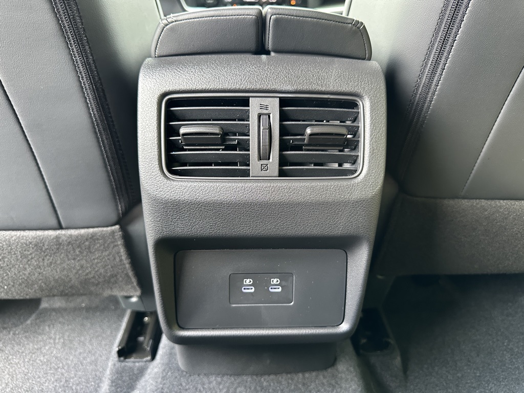 2026 Nissan Rogue SV photo 19