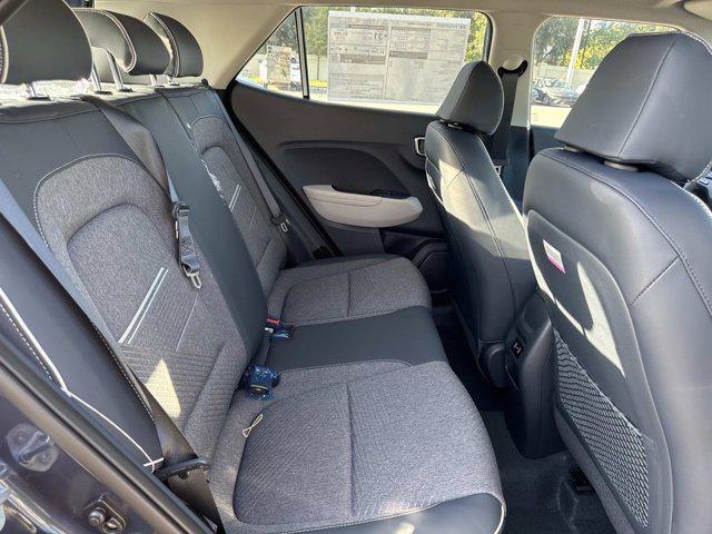 2025 Hyundai Venue SEL Limited photo 15