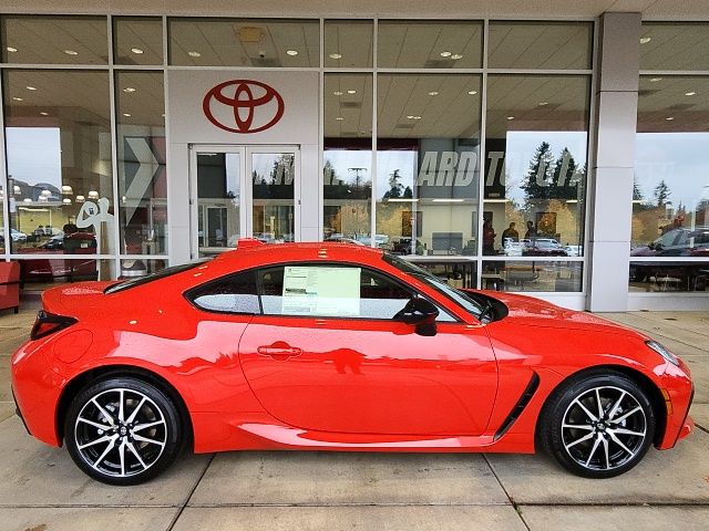 2025 Toyota GR86 photo 2