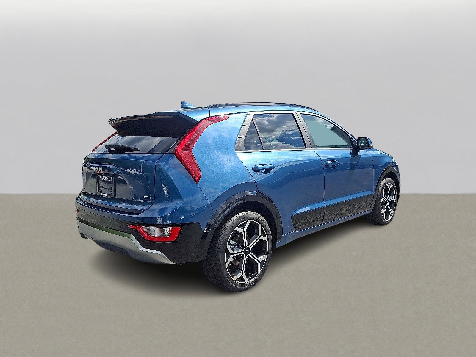 2025 Kia Niro EX Touring photo 4