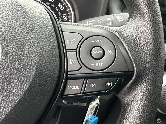 2022 Toyota RAV4 Hybrid LE photo 22