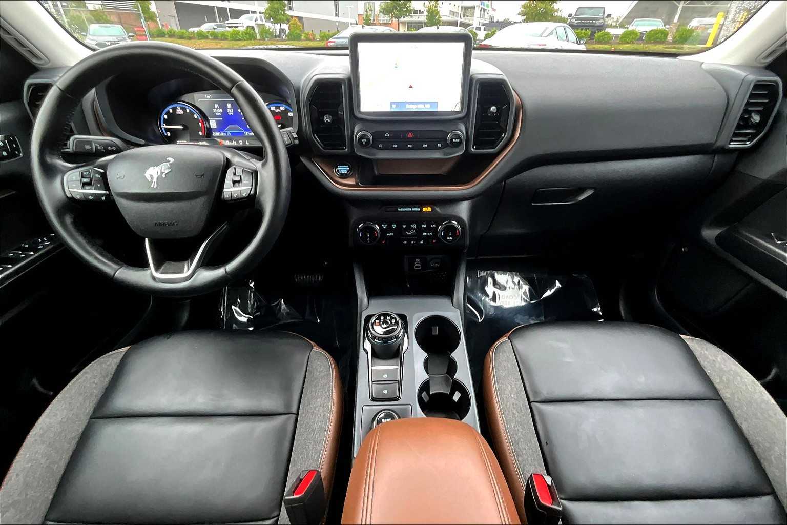 2024 Ford Bronco Sport Outer Banks photo 13