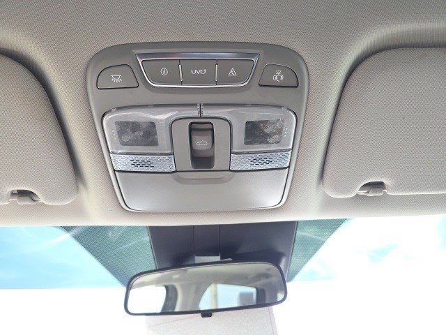 2021 Kia Telluride S photo 26