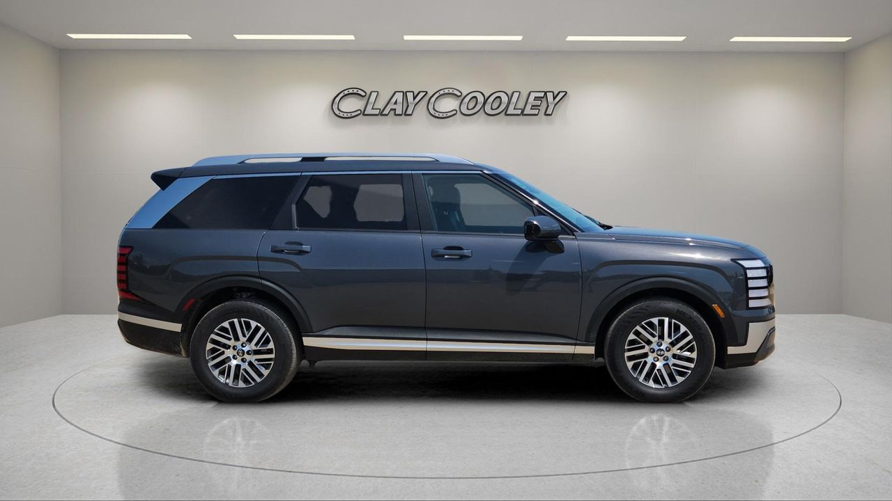 2026 Hyundai Palisade SEL photo 2