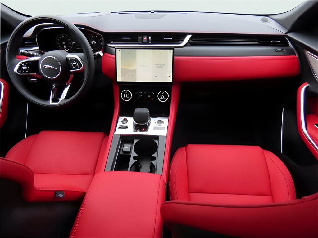 2025 Jaguar F-PACE P400 R-Dynamic S photo 16