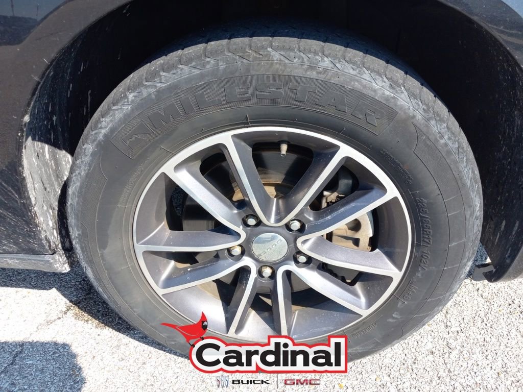 Used 2017 Dodge Grand Caravan SXT with VIN 2C4RDGCG4HR800508 for sale in Belleville, IL