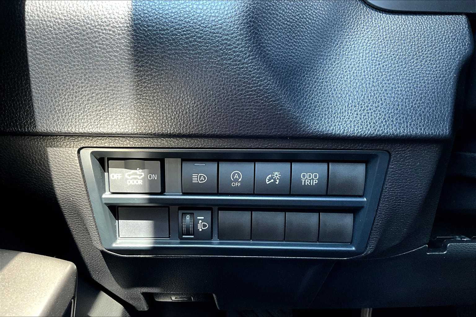 2024 Toyota Tundra SR5 photo 32