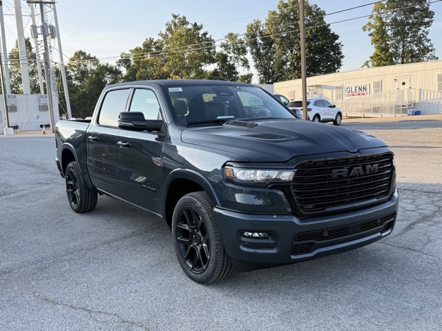 2026 Ram 1500 Laramie photo 4