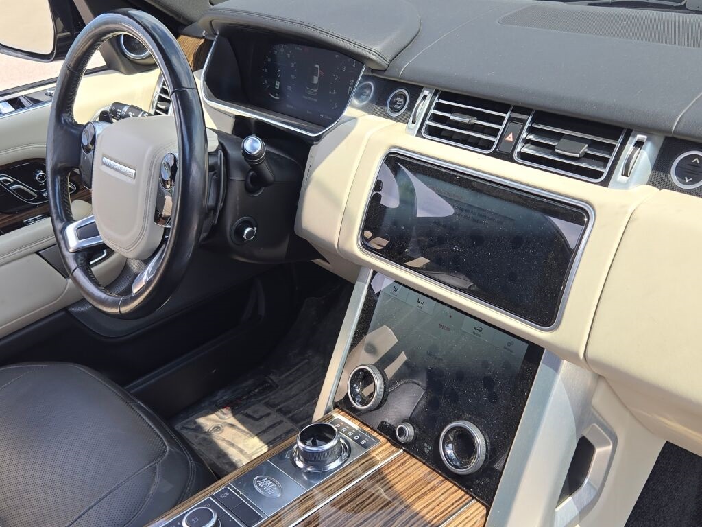 2018 Land Rover Range Rover SuperCharged photo 2