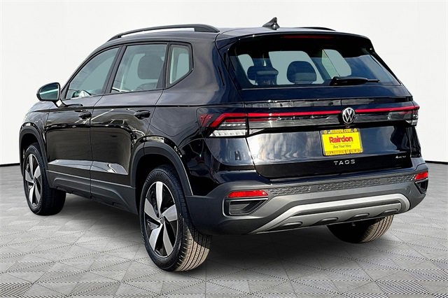 2025 Volkswagen Taos S photo 3