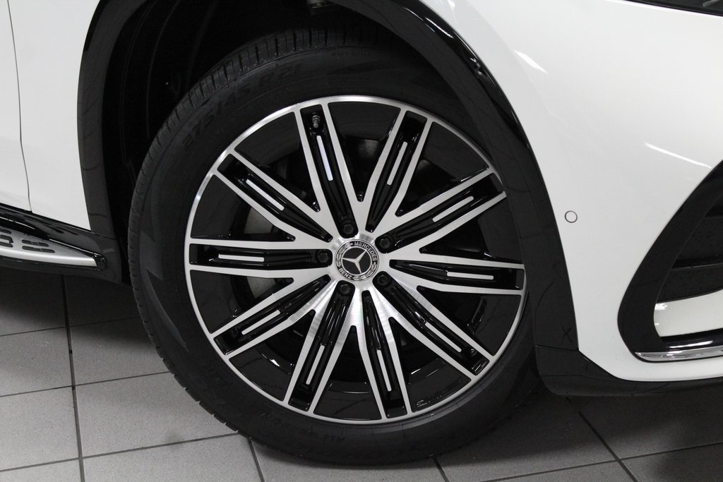 2023 Mercedes Benz EQS SUV 580 4MATIC photo 3