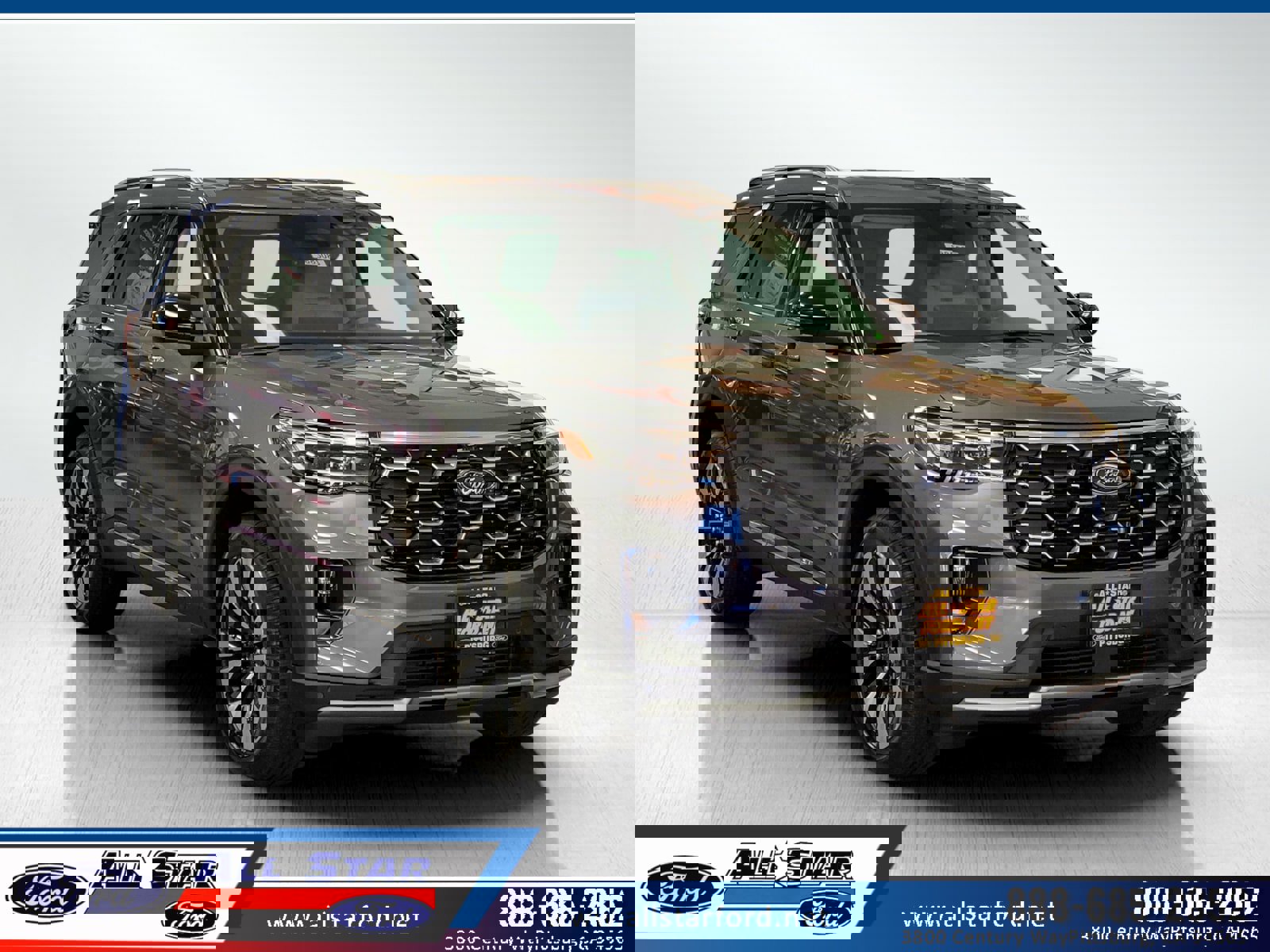 2026 Ford Explorer Platinum's photo