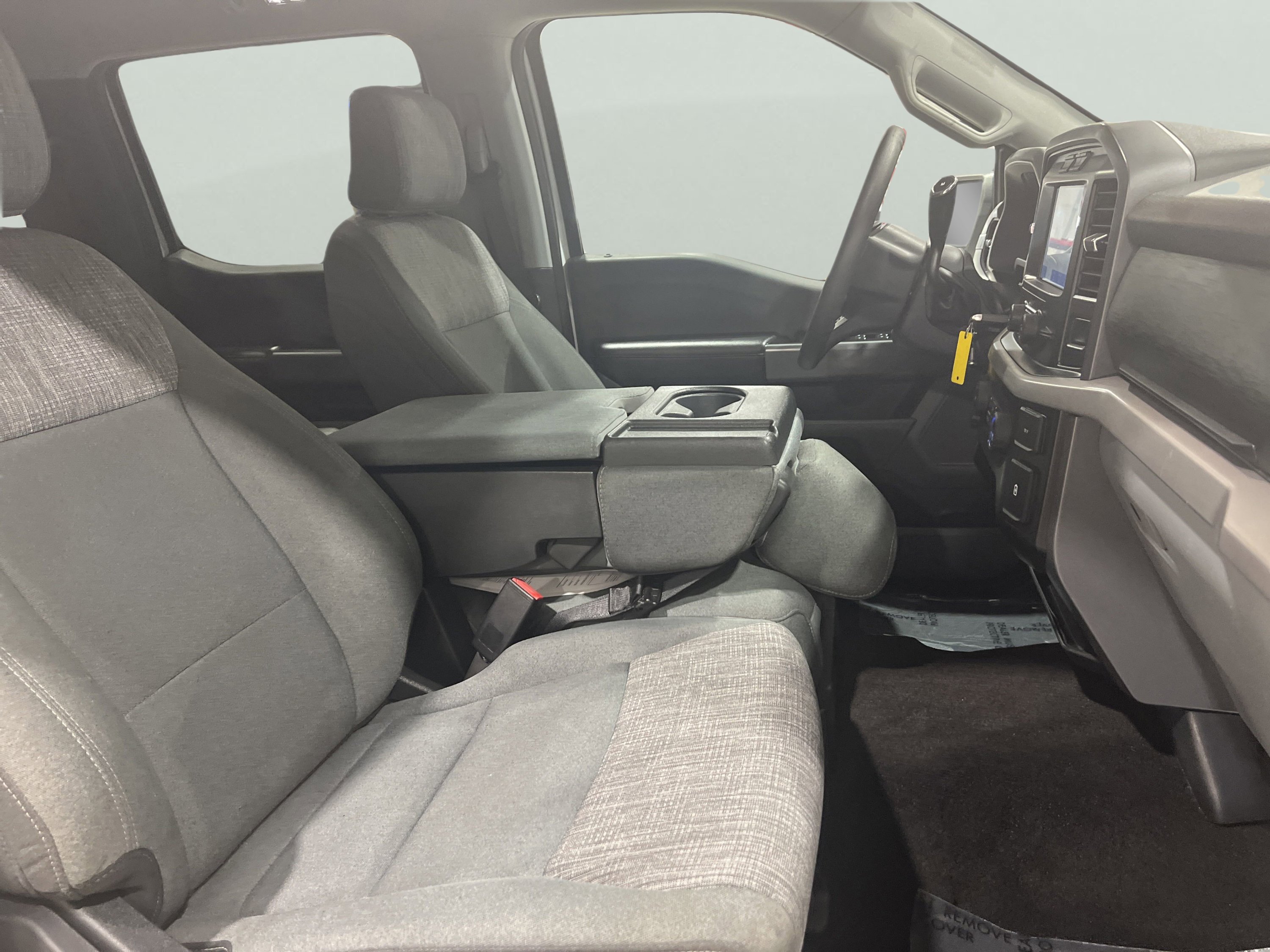 2023 Ford F-150 XLT photo 13