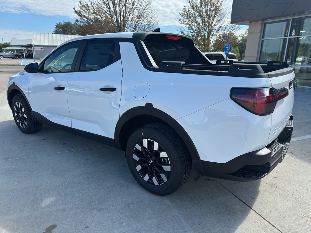 2026 Hyundai Santa Cruz SE photo 3