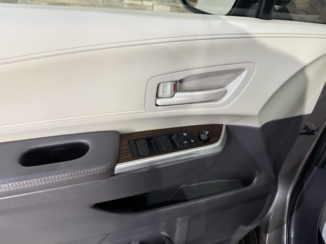 2022 Toyota Sienna LE photo 7