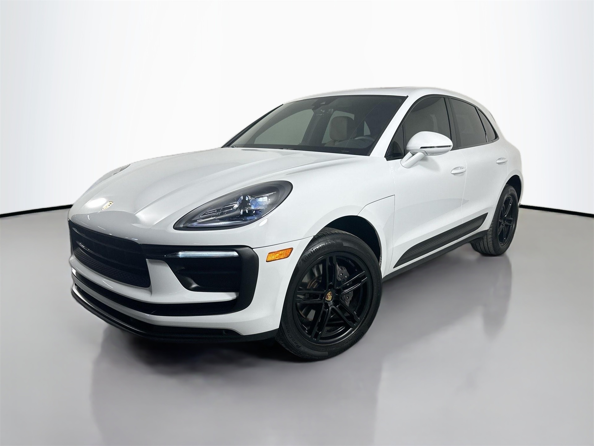 2022 Porsche Macan Base