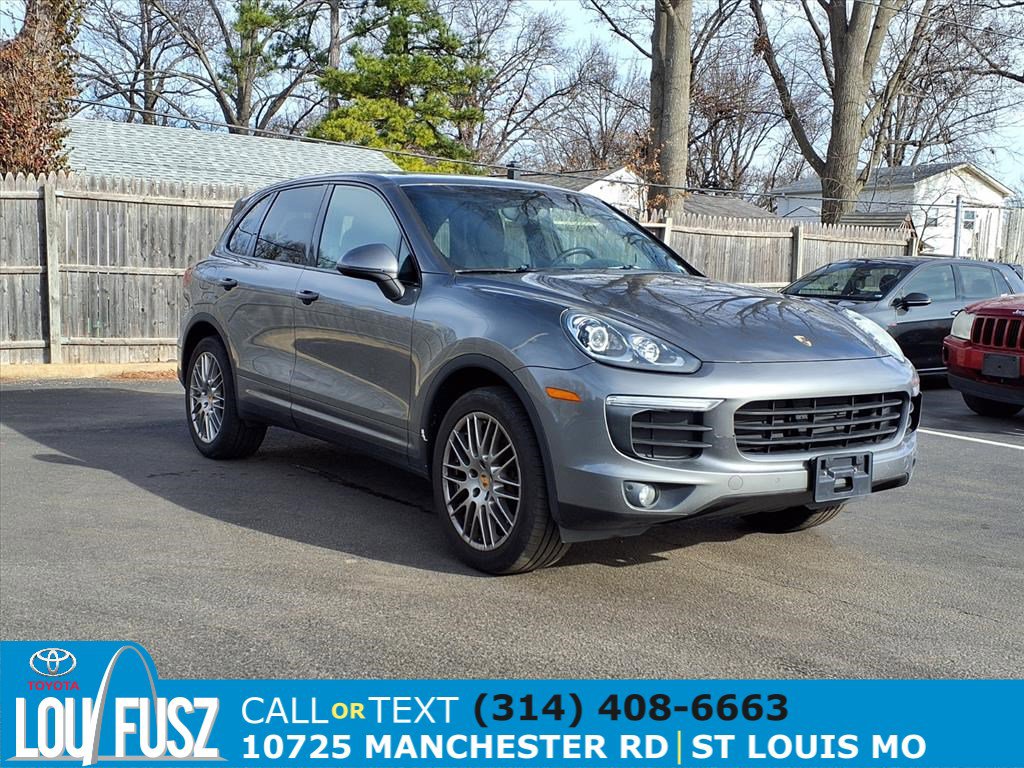 2016 Porsche Cayenne Base's photo