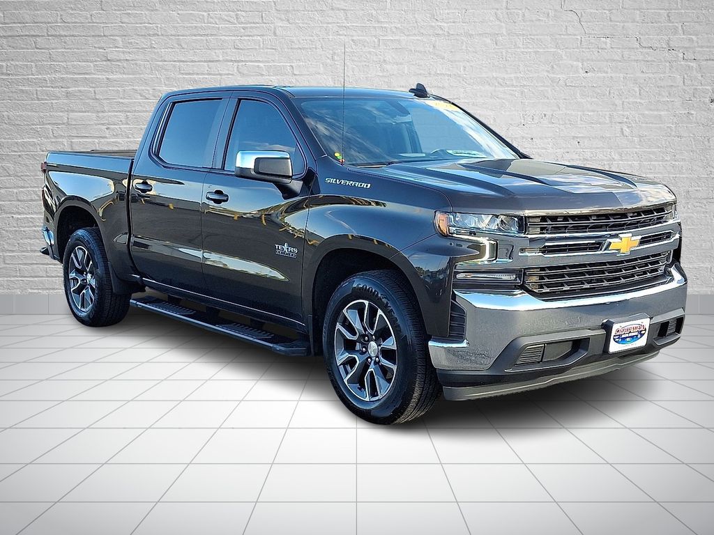2021 Chevrolet Silverado 1500 LT Texas Edition photo 3