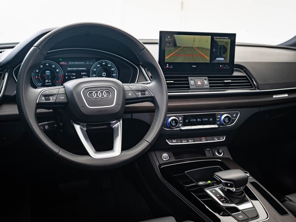 2023 Audi Q5 45 S line Premium photo 4