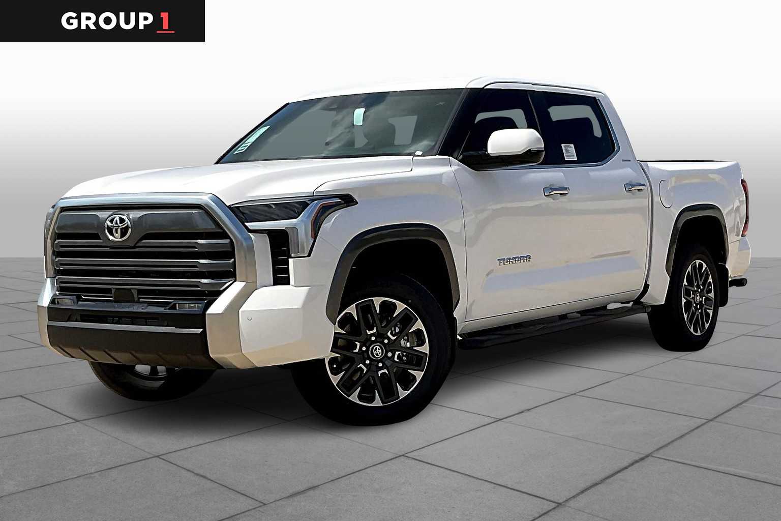 2026 Toyota Tundra SR5 CrewMax photo 3